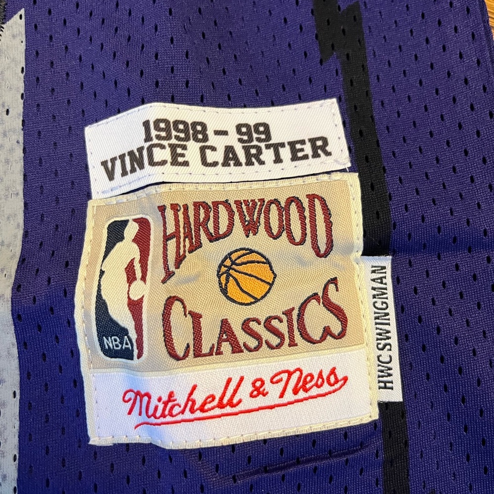 Vince Carter 1998 rookies jersey